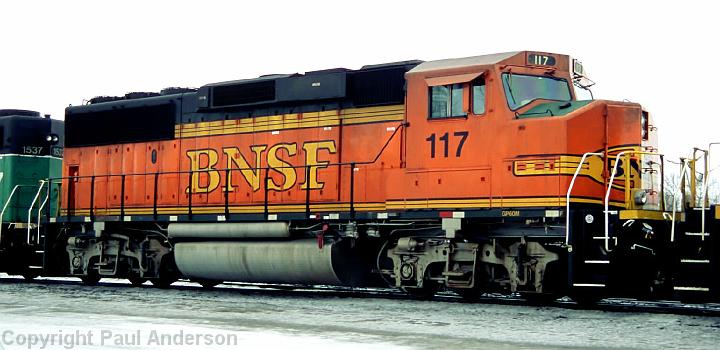 BNSF 117 GP60M.jpg